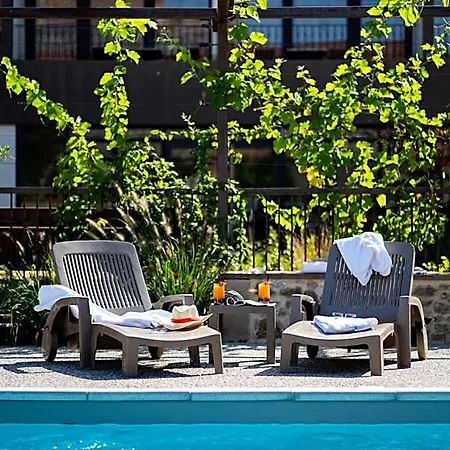 Fac & Spera -hotel & Hotel Mauves