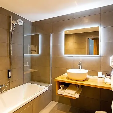 Hotel Fac & Spera -hotel & Mauves