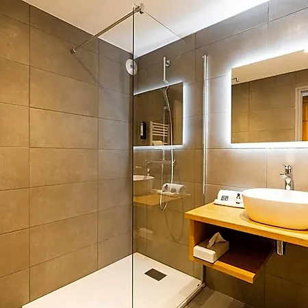 Fac & Spera -hotel & 4*